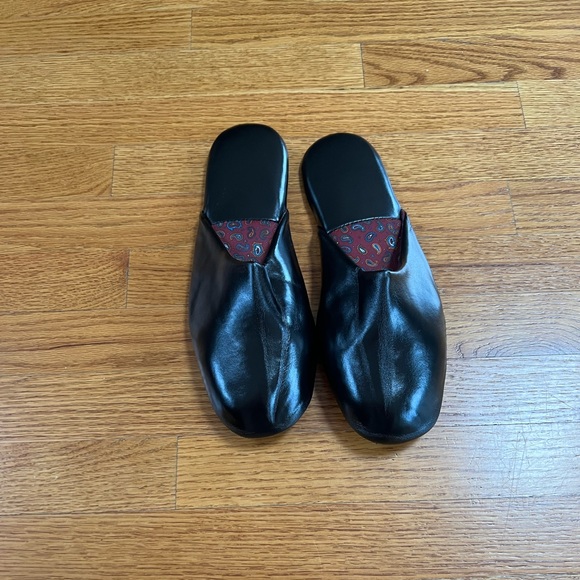 - Leather Air Travel Slippers 11/12 - Picture 2 of 3